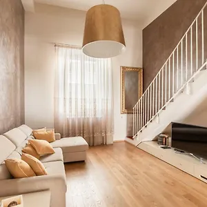 Elena House Gold , Viareggio Italien